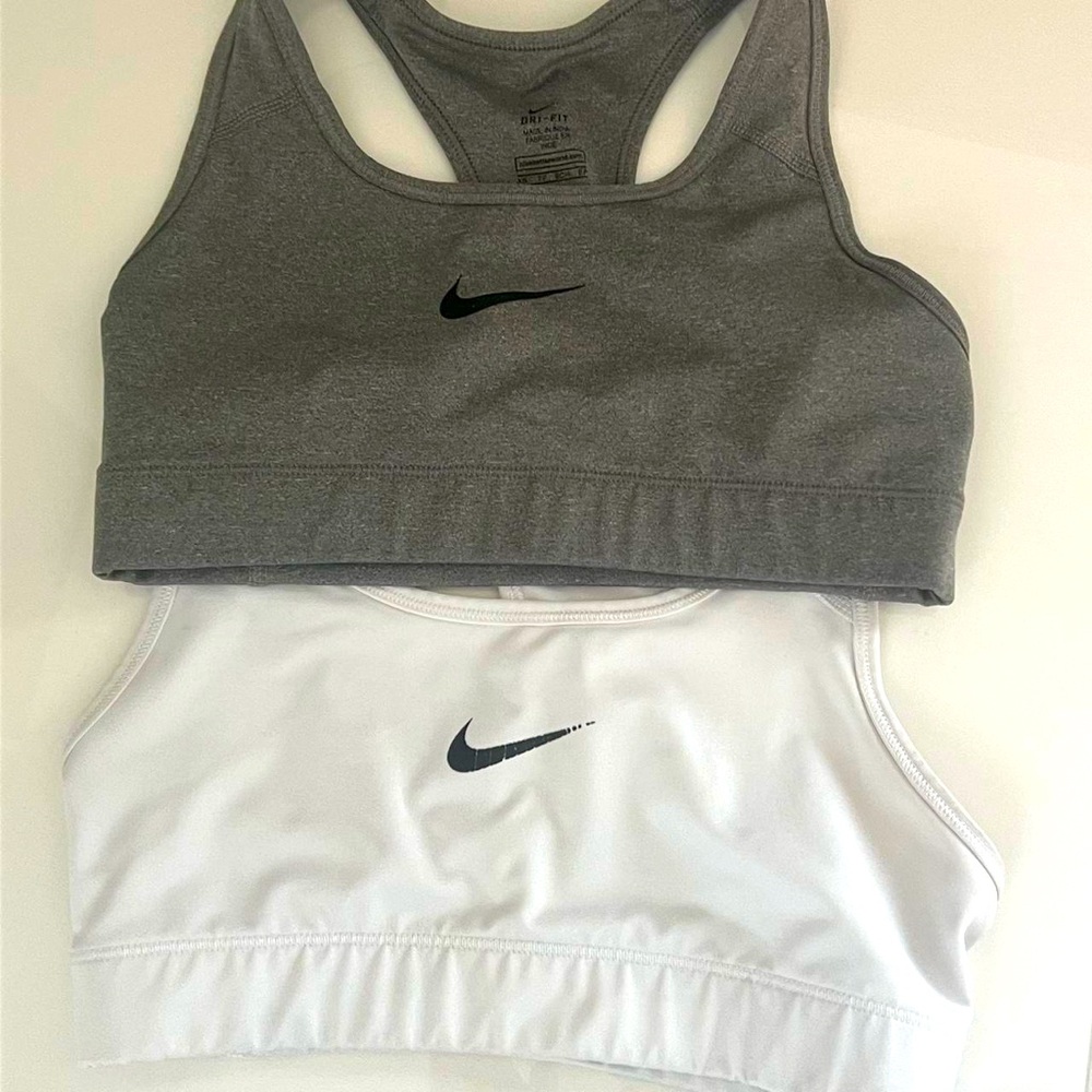 Nike sport bra pack